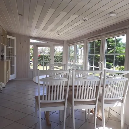 Stunning In With 3 Bedrooms, Internet And Sauna Hébergement de vacances