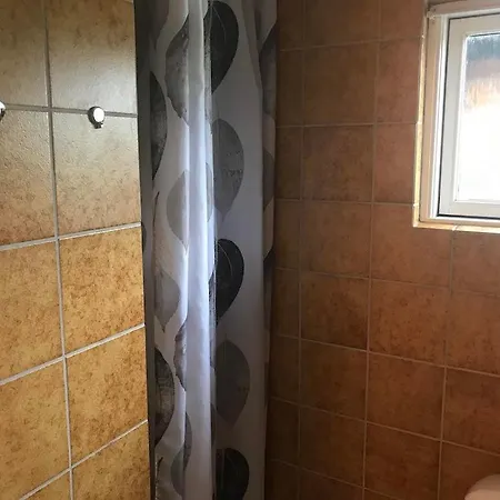 Stunning In With 3 Bedrooms, Internet And Sauna *