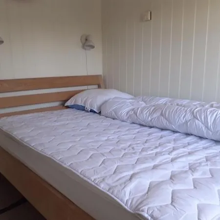 Stunning In With 3 Bedrooms, Internet And Sauna Holiday home *