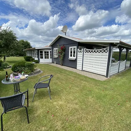 Stunning In With 3 Bedrooms, Internet And Sauna Hébergement de vacances